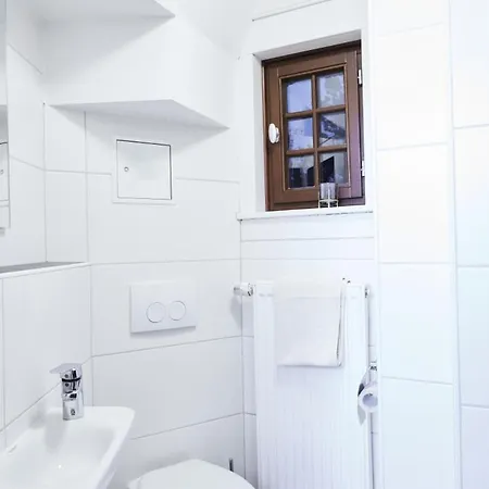 Gentilburg Und Gaertnerhaus Apartmán